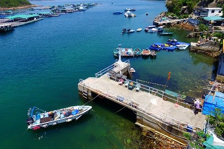 Kau Sai Village Pier.jpg